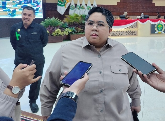 Wakil Ketua DPRD Kaltim, Ananda Emira Moeis