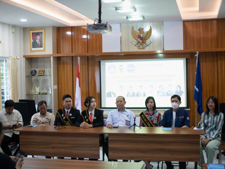 Forum SUMBU TENGAH Edisi 3 yang digelar di Balai Bahasa Provinsi Kalimantan Timur, Samarinda pada Senin (28/7/2025).