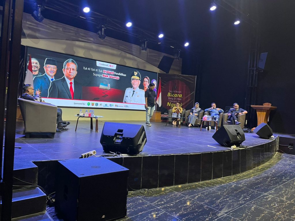 Wagub Seno Aji (Sova kiri sendiri), memberikan keterangannya di agenda Arus Bawah.