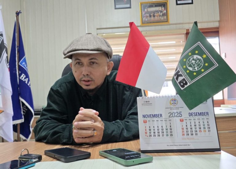 Michael Adams Ketua DPC PKB