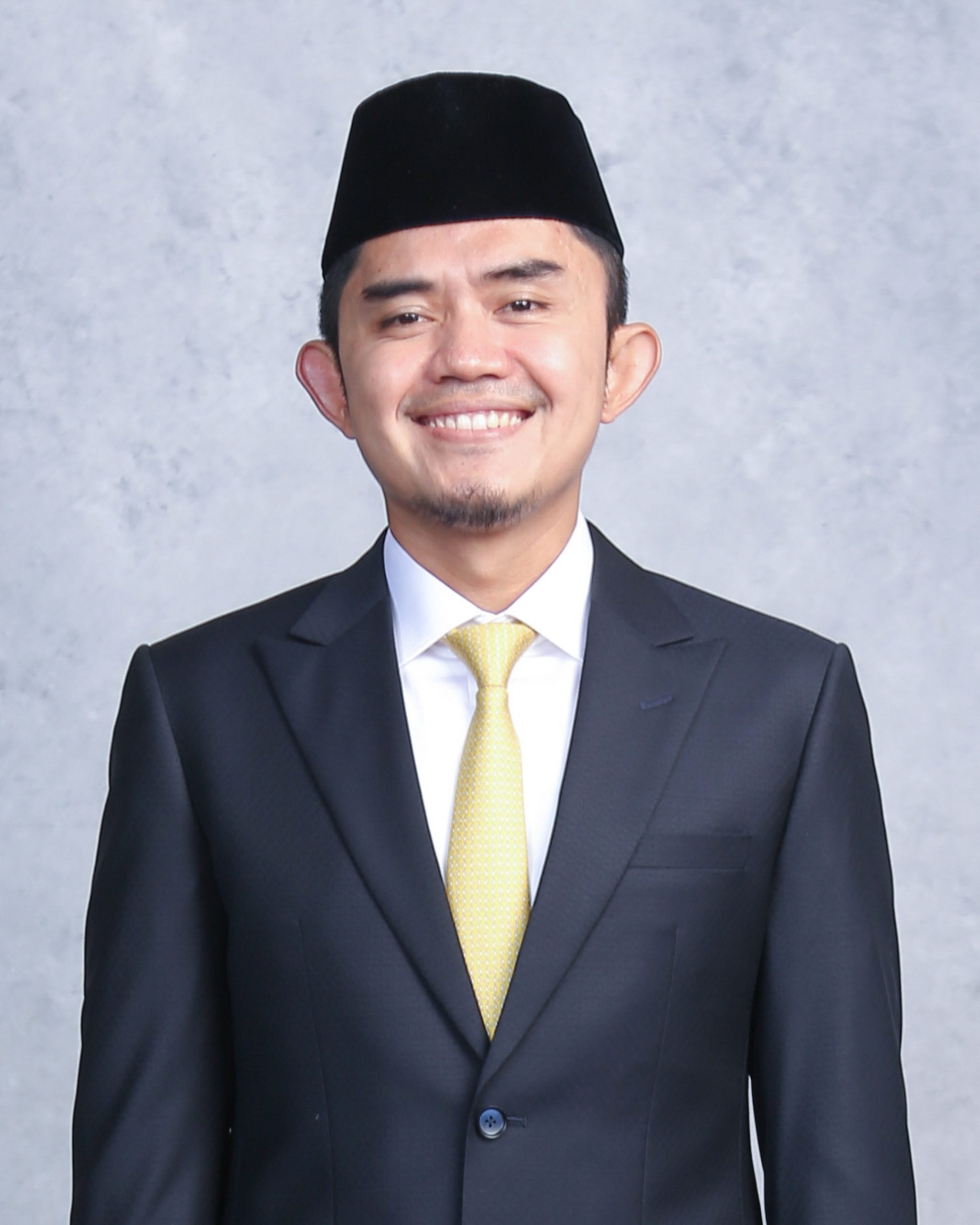 dr. H. Andi Satya