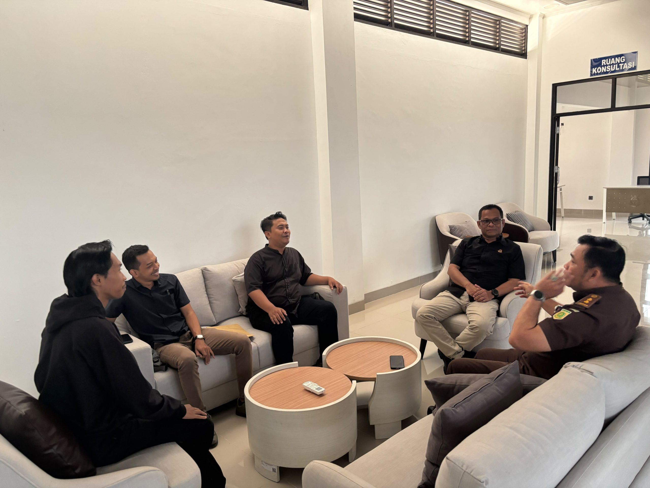 JAMPER bersama Kejati Kaltim dalam Audiensi dan Laporan Terhadap Dugaan Aktivitas Pertambangan, Senin (21/09/2026).